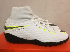 cuanto cuestan los tenis nike hypervenom