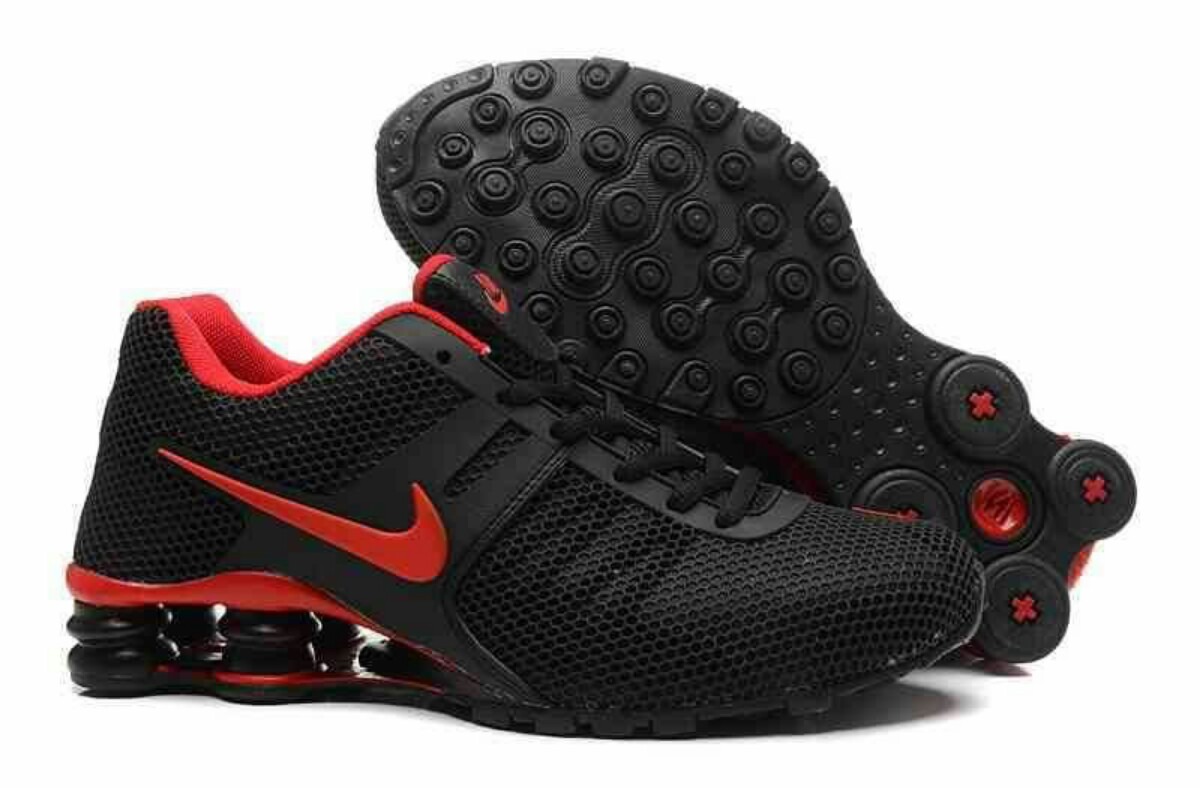 Найки на баллонах. Nike Shox r2. Nike Shox r4 Comet Red. Nike Shox Black Red. Nike Shox Athletic.