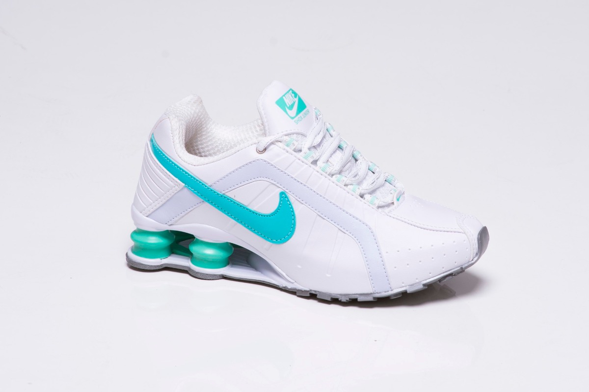 nike shox feminino branco e rosa