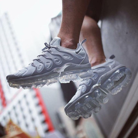 Tenis Nike Vapor Max Plus- Hombre Tenis Nike Vapor Max Plus- Hombre