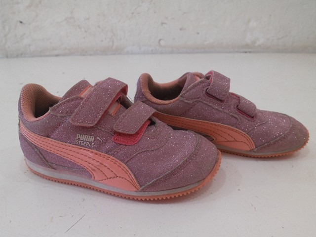 puma niña 18 de pie puma niña 18 de pie
