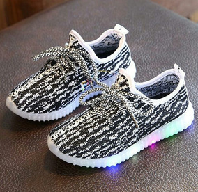 yeezy con luces