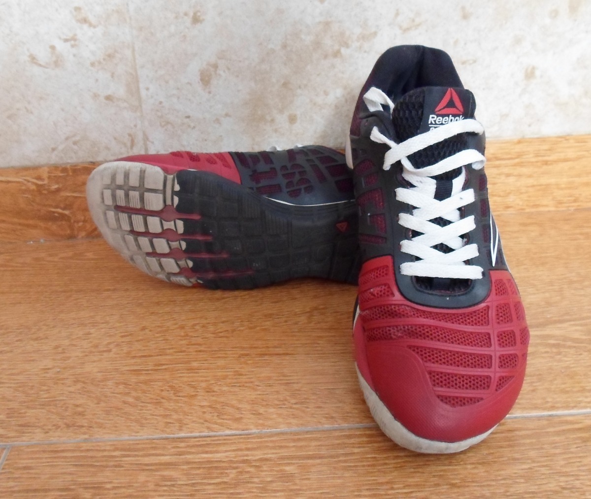 tenis reebok rojos con negro