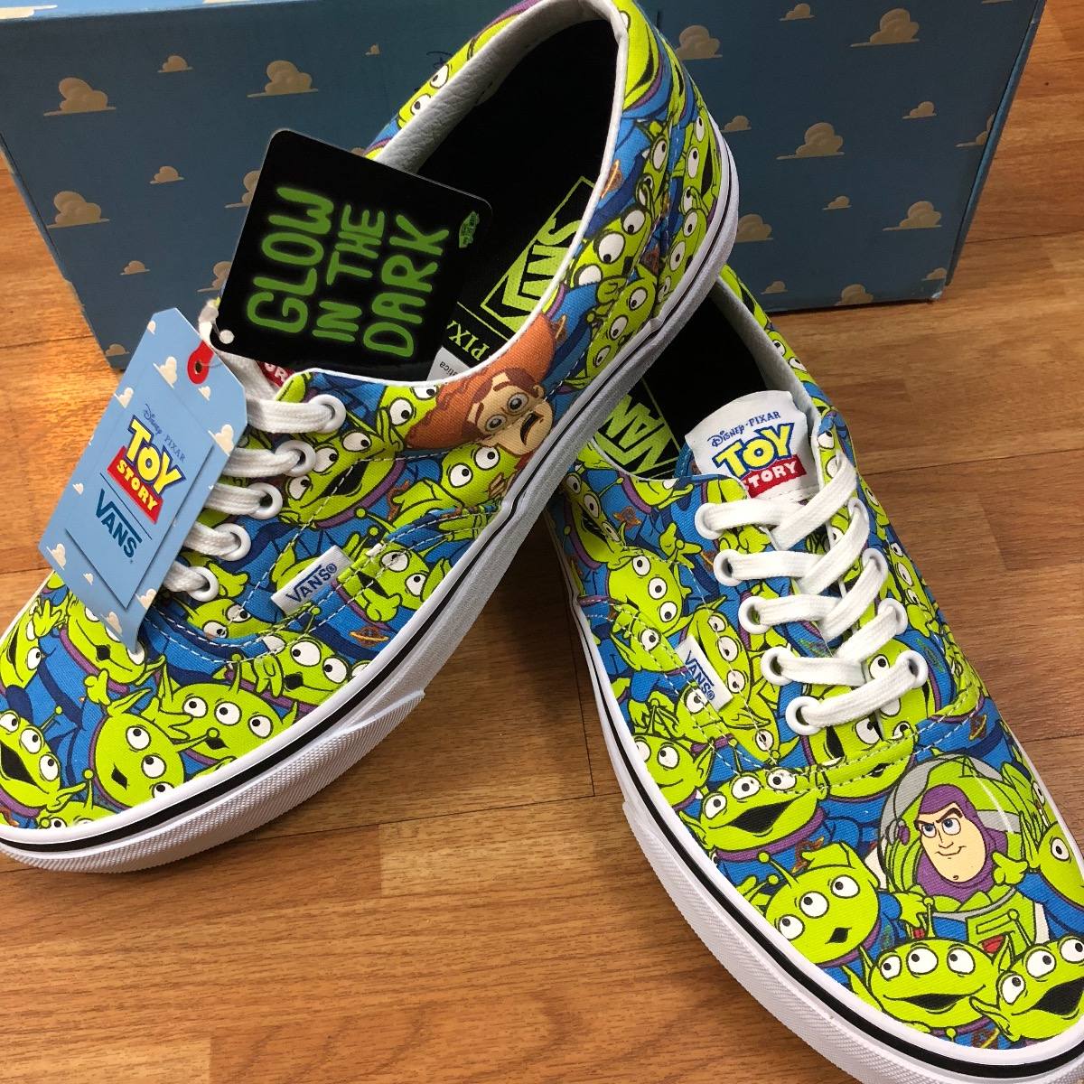 tênis vans toy story