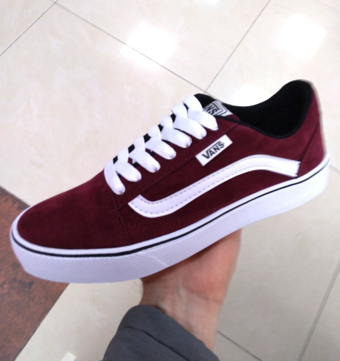 vans vinotinto hombre