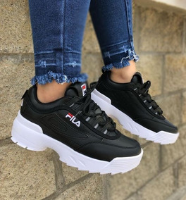 tenis fila negras