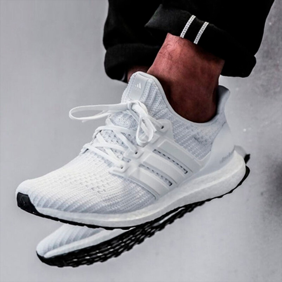 Ultra Boost Continental White Online 