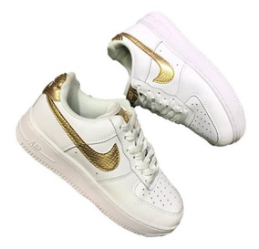 nike air force mujer dorados