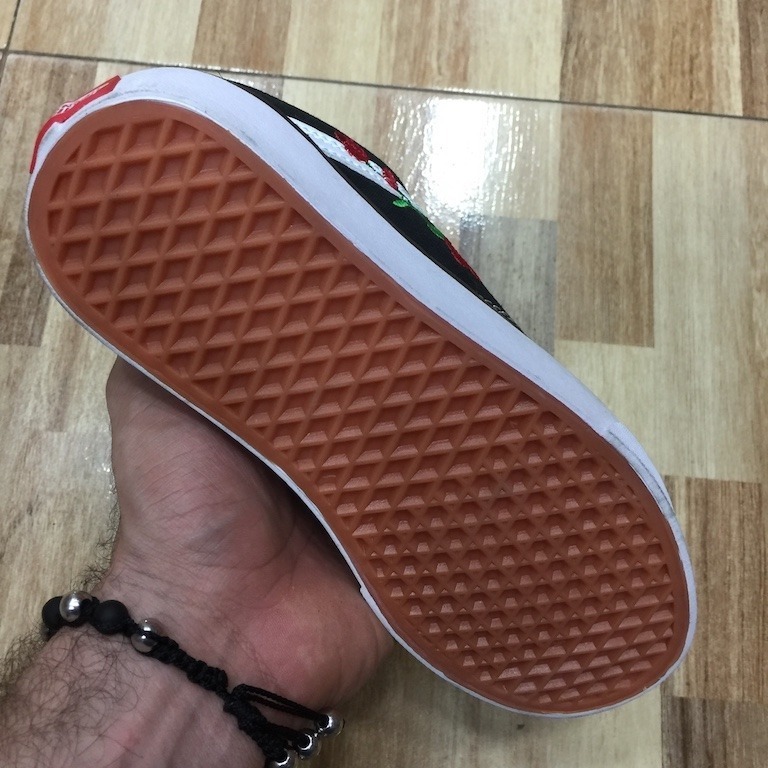 vans old skool negras flores mujer vans old skool negras flores mujer