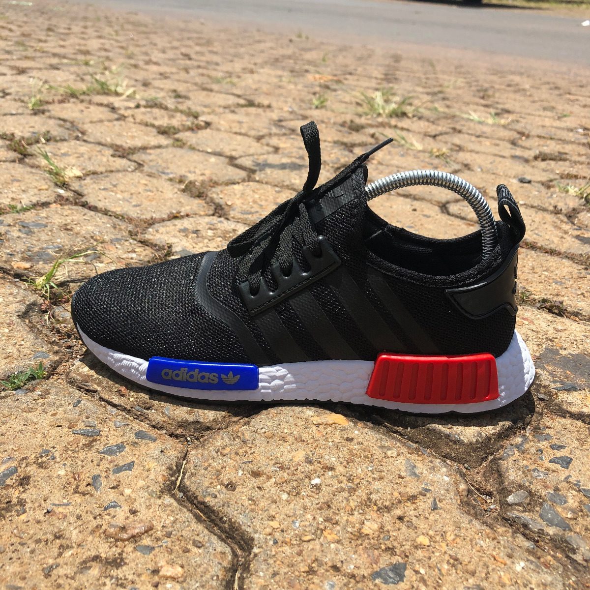 adidas nmd r1 preto e rosa adidas nmd r1 preto e rosa