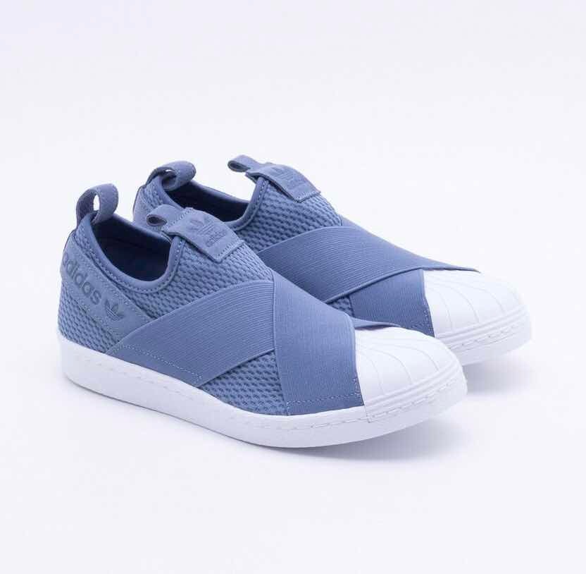 slip on adidas azul