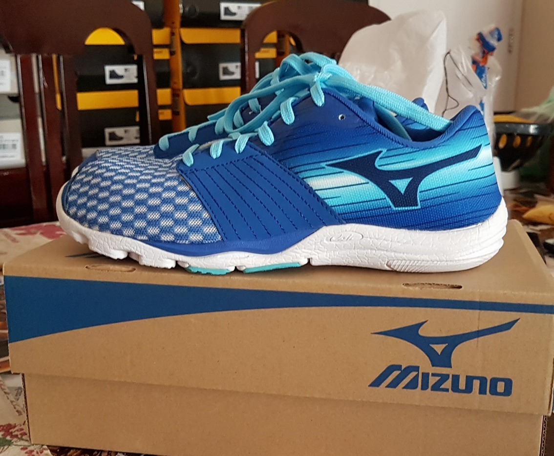 mizuno wave evo