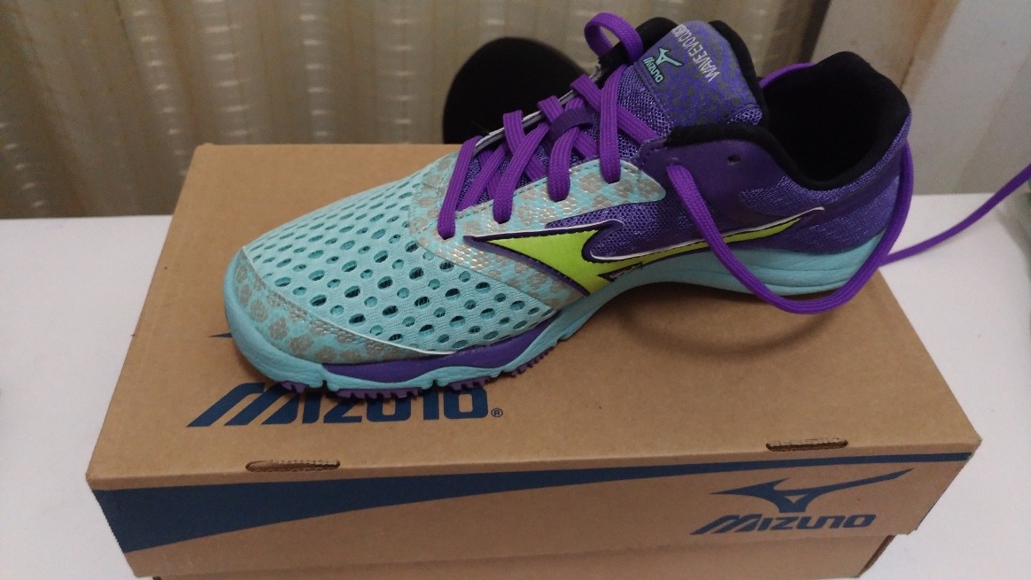 mizuno wave evo cursoris 2