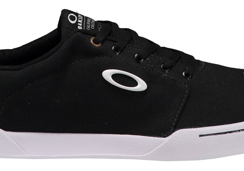 tenis oakley flyer preto