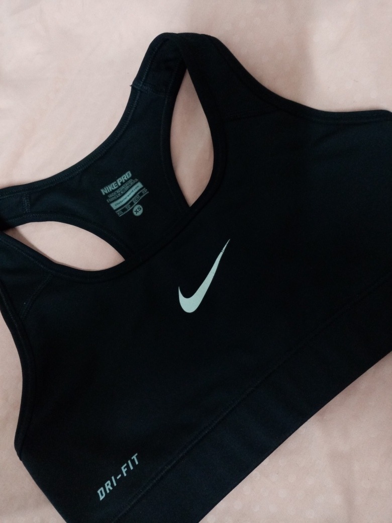 top para hacer ejercicio nike