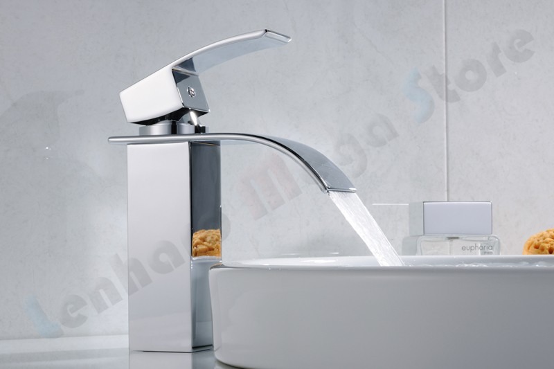 Torneira Com Bica, Monocomando Com Misturador Para Banheiro R$ 306,26 em Me -> Torneira Banheiro Simples Torneira Com Bica, Monocomando Com Misturador Para Banheiro R$ 306,26 em Me -> Torneira Banheiro Simples