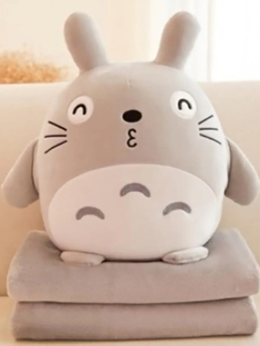 totoro en peluche