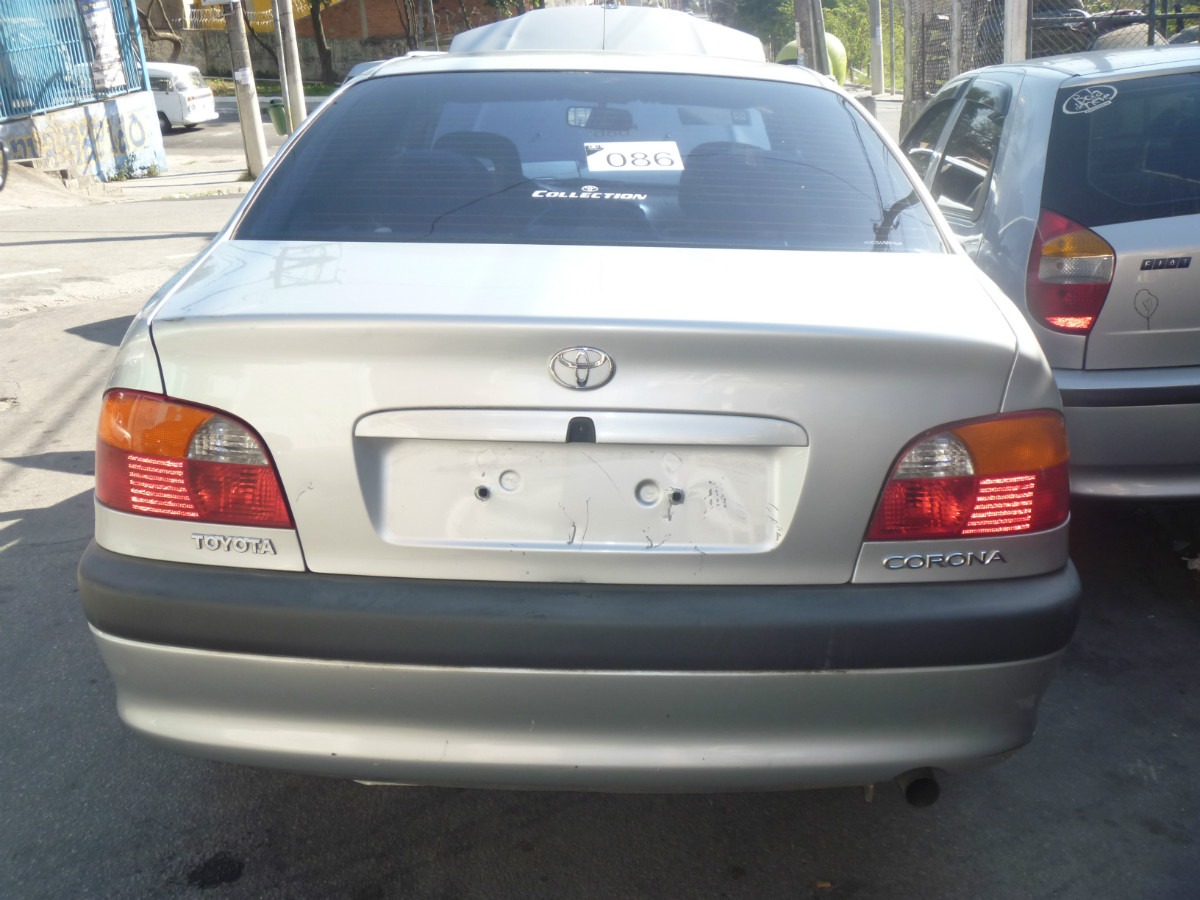 Toyota Corona Completo 98 Sucata Para Retirar Peças - R$ 8 ...