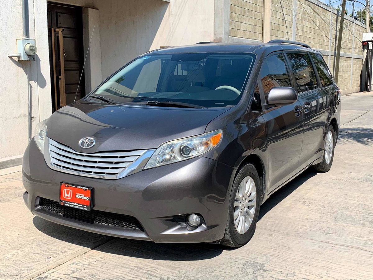 Toyota Sienna 3.5 Xle Mt 2013 239,000 en Mercado Libre