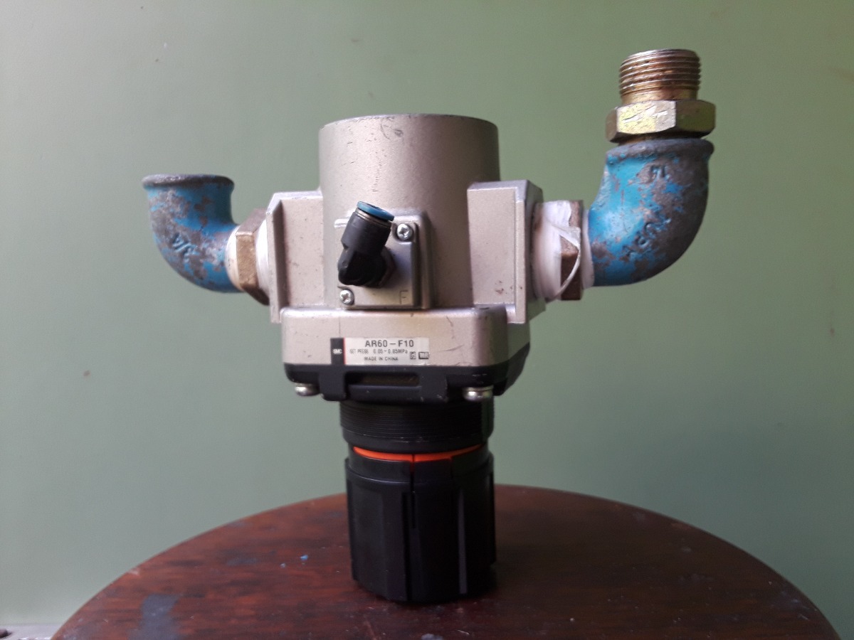 Valvula Reguladora De Pressão Pneumatica Valvula Pneumática Reguladora Pressão - Smc Ar60-f10 - R$ 300,00 em
