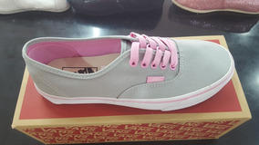 tenis vans gris con rosa