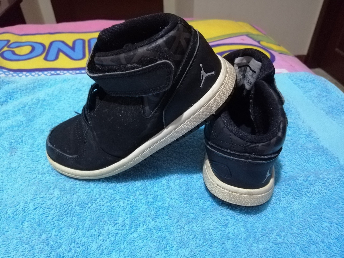 Vendo Botines Para Niños De 3 Años Color Negro - U$S 5,00 en Mercado Libre