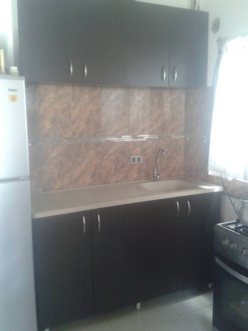 Vendo Mueble De Cocina De Melamina Con Tope De Fibra Y Cuarz - Bs. 1 ... Vendo Mueble De Cocina De Melamina Con Tope De Fibra Y Cuarz - Bs. 1 ...