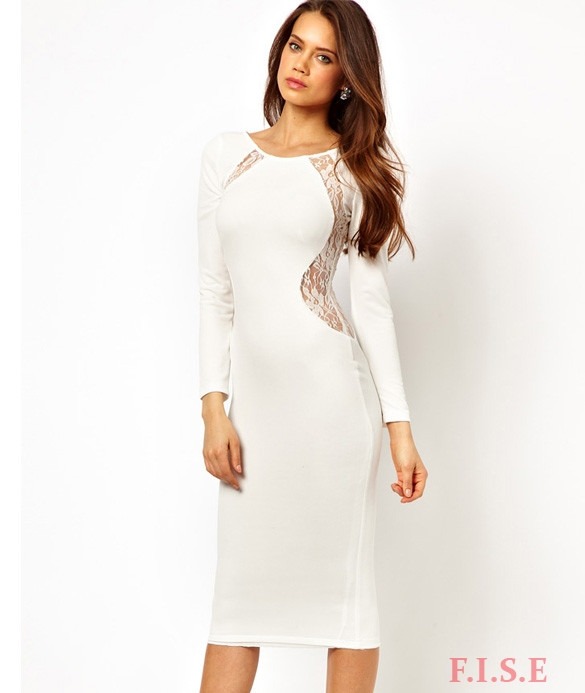 vestido branco colado de renda