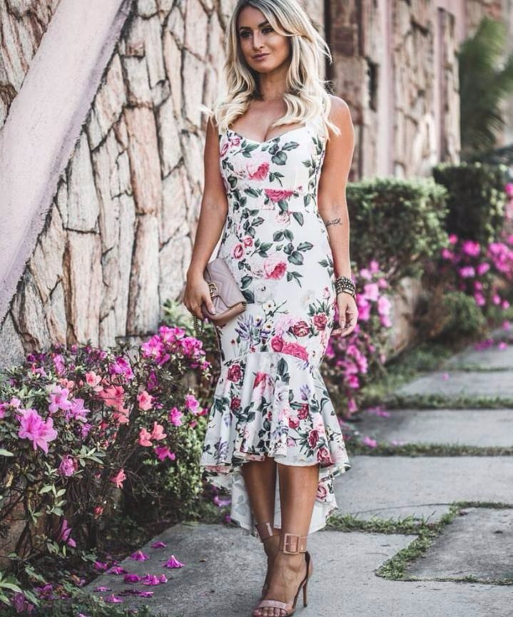 vestido estampado com babado