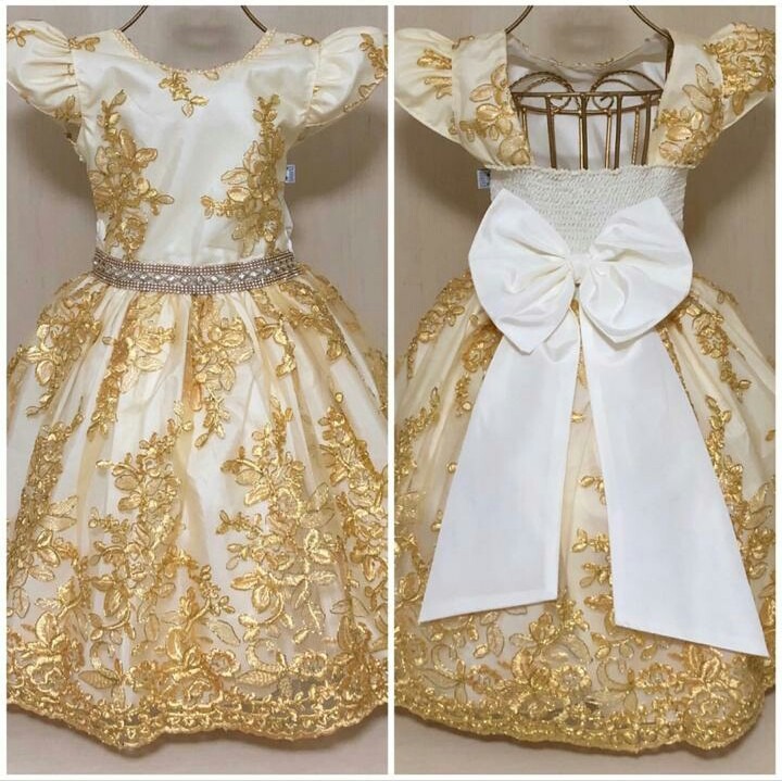 vestido de dama dourado