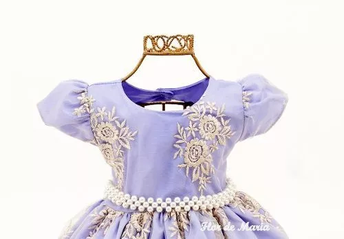 vestido para aniversário da princesa sofia