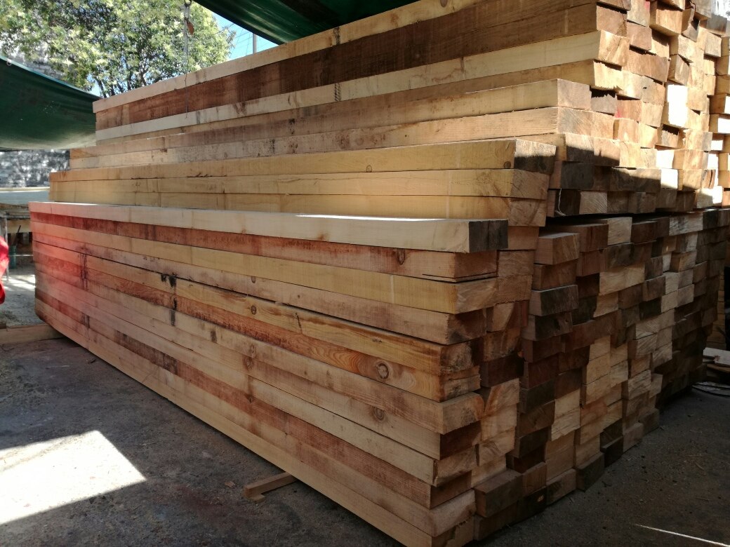 Vigas De Hormigon De 6 Metros Precio Vigas O Puntales Madera De Pino Estufadas De 6 Metros - $ 1,190.00 en