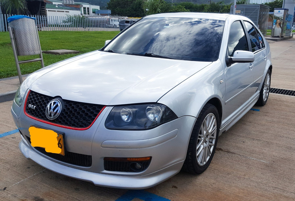 Volkswagen Jetta Gli Auto 1.8 Turbo 32.900.000 en TuCarro