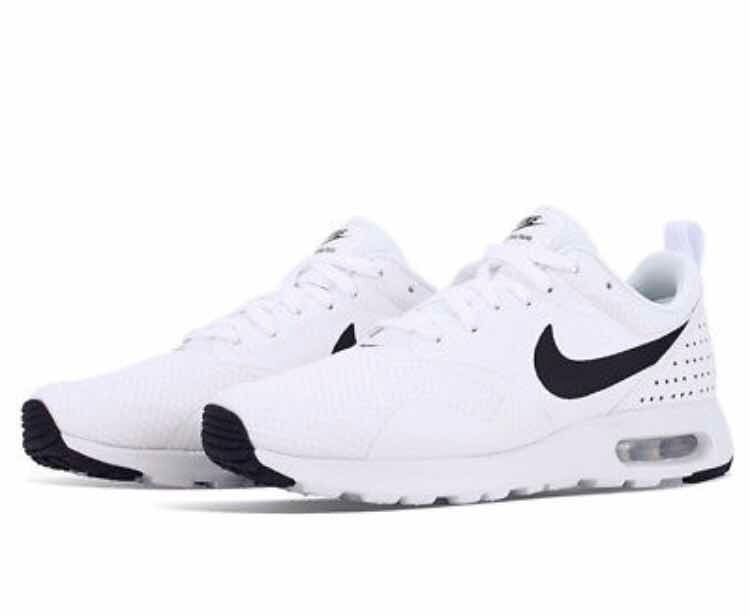 nike tavas blancos con negro