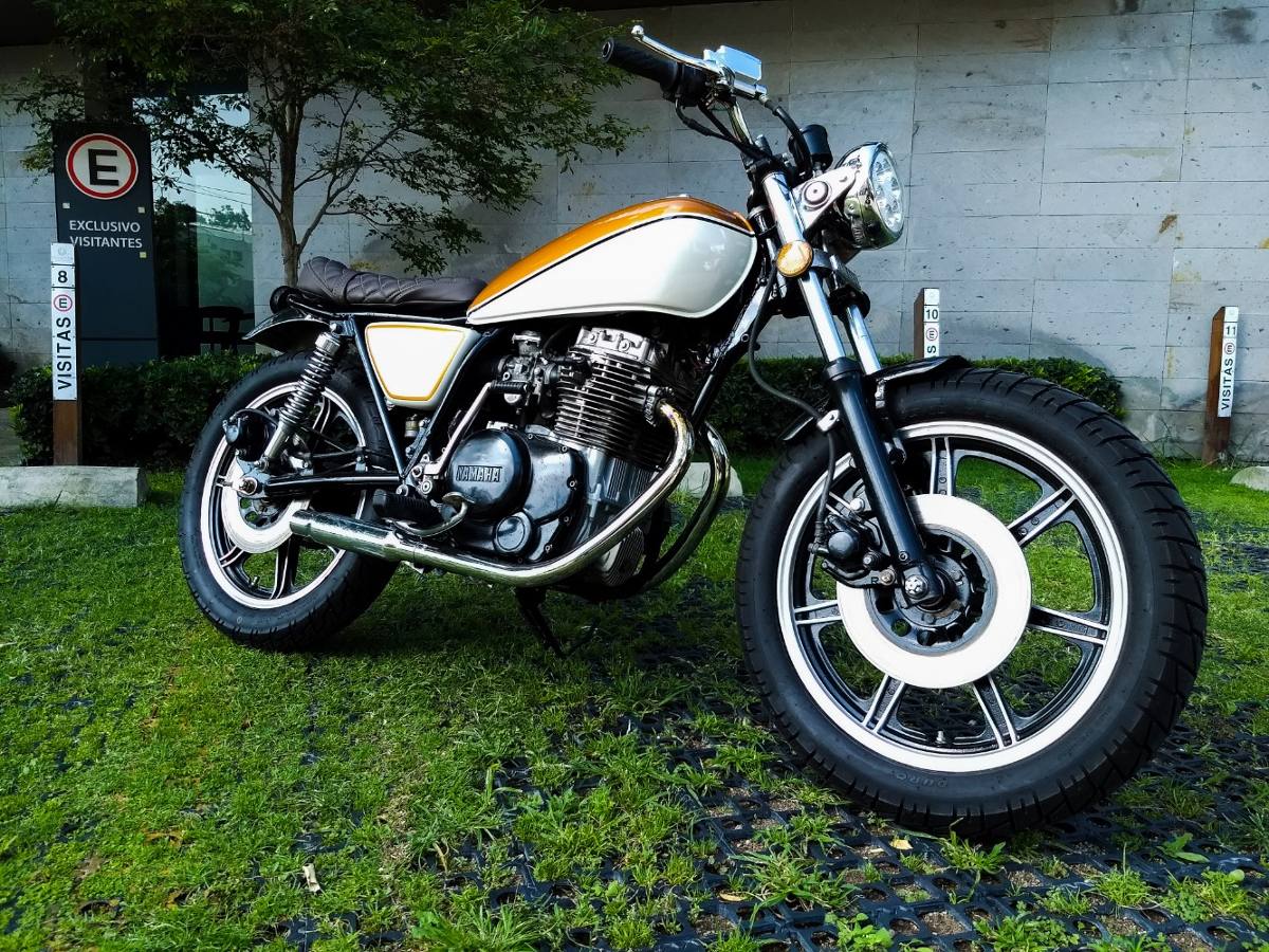 yamaha xs400 cafe racer / scrambler. Cargando zoom.