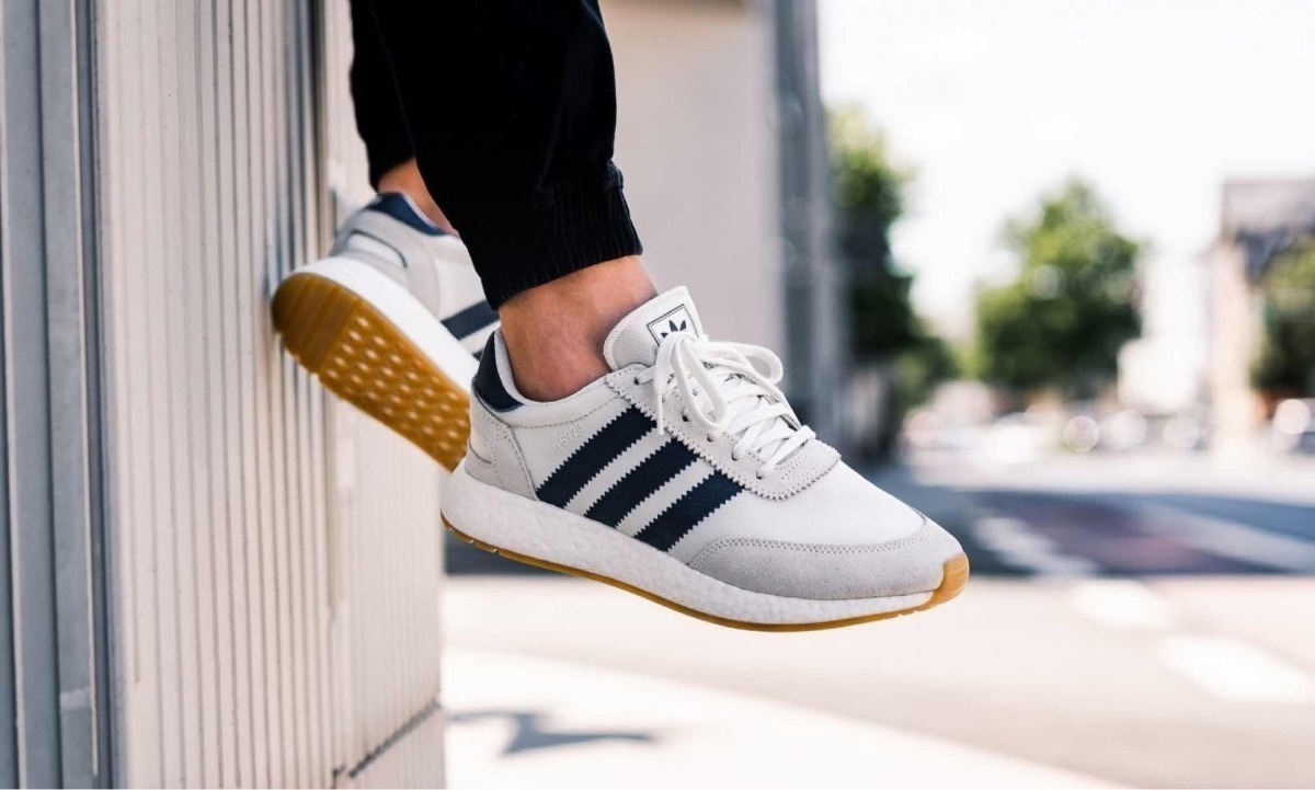 adidas b37947