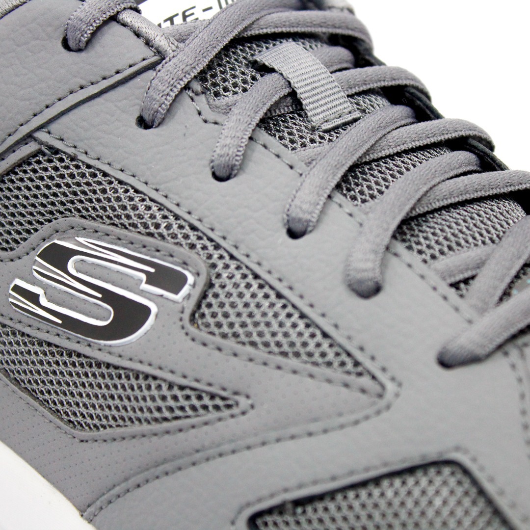 skechers lace up hombre plata