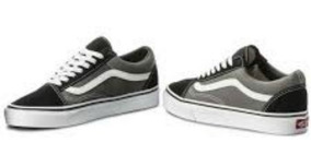 vans negras y grises