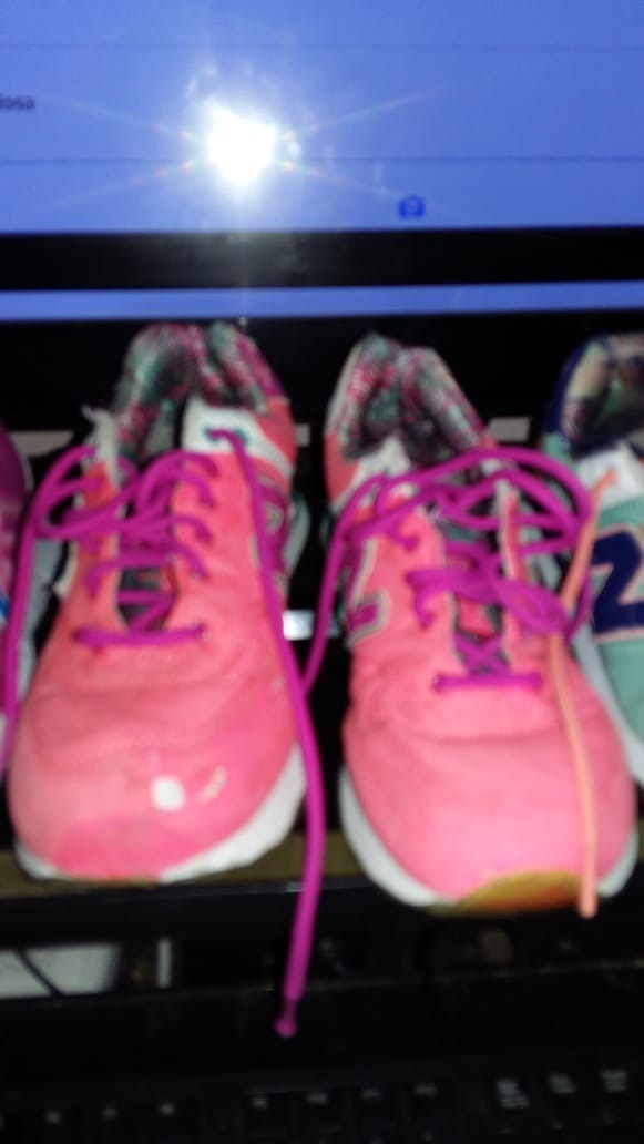 Zapatillas 37 New Balance Usadas Mujer - $ 150,00 Zapatillas 37 New Balance Usadas Mujer - $ 150,00