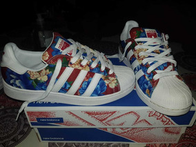 adidas superstar floreadas