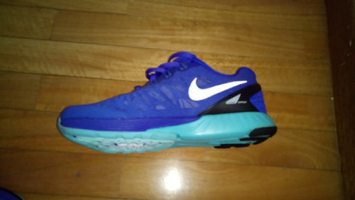 Zapatillas De Mujer Nike Lunarglide 6 $ 2.500,00 Zapatillas De Mujer Nike Lunarglide 6 $ 2.500,00