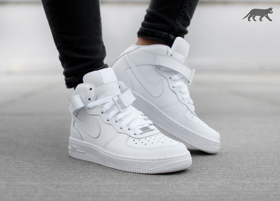 Zapatillas Nike Air Force 1 '07 Mid Mujer Urbanas C/ Envio Zapatillas Nike Air Force 1 '07 Mid Mujer Urbanas C/ Envio