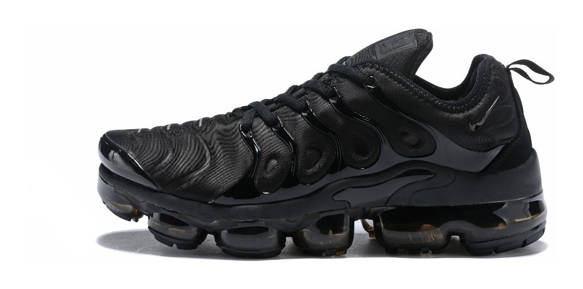 women's vapormax plus black