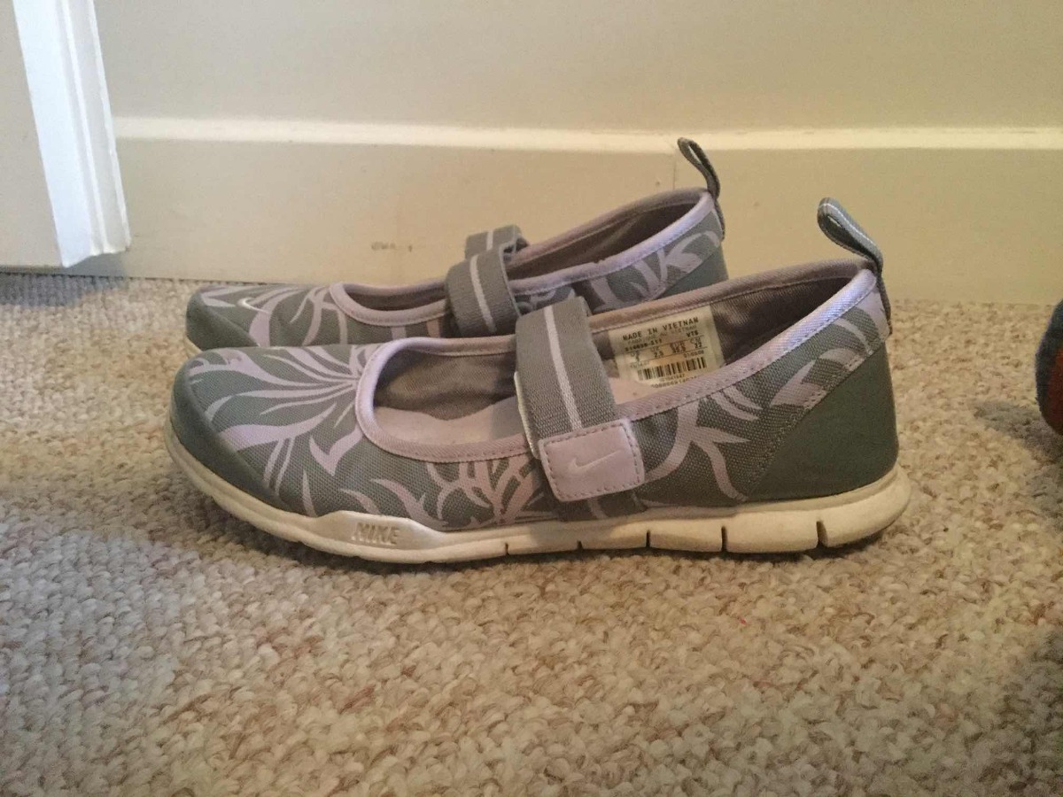 nike flores zapatillas nike flores zapatillas