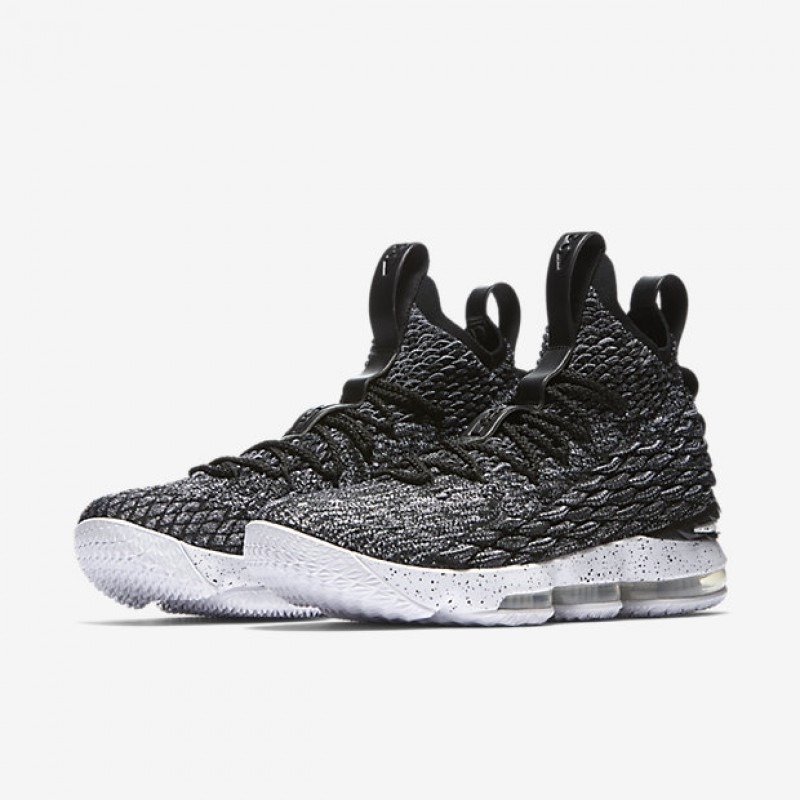 zapatillas nike lebron 15 zapatillas nike lebron 15