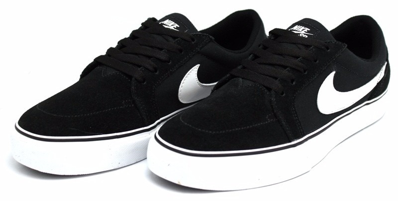 nike urbanas negras