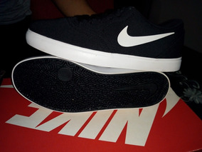 zapatillas nike suela blanca