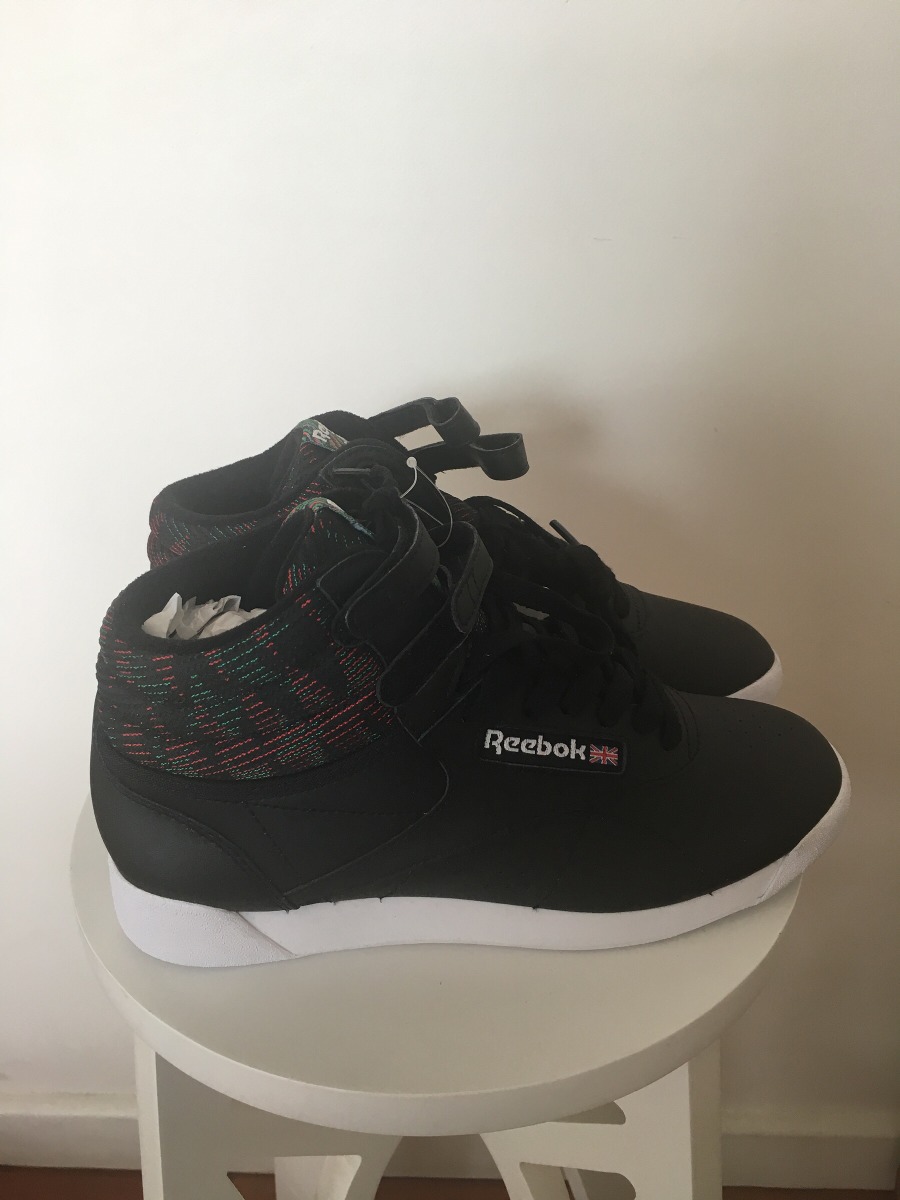 botitas reebok mujer negras