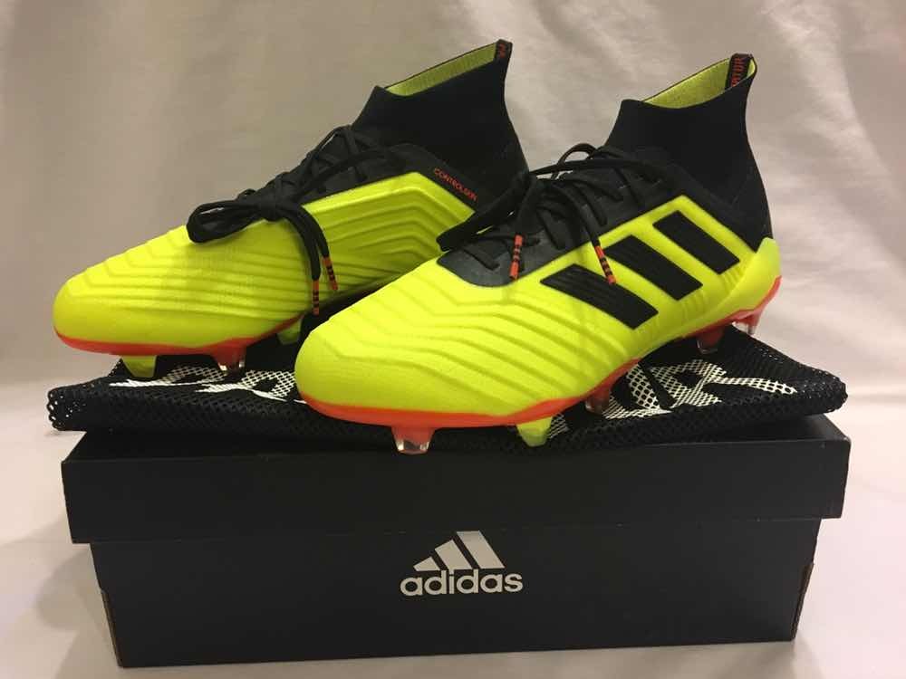 zapatos de futbol adidas profesionales