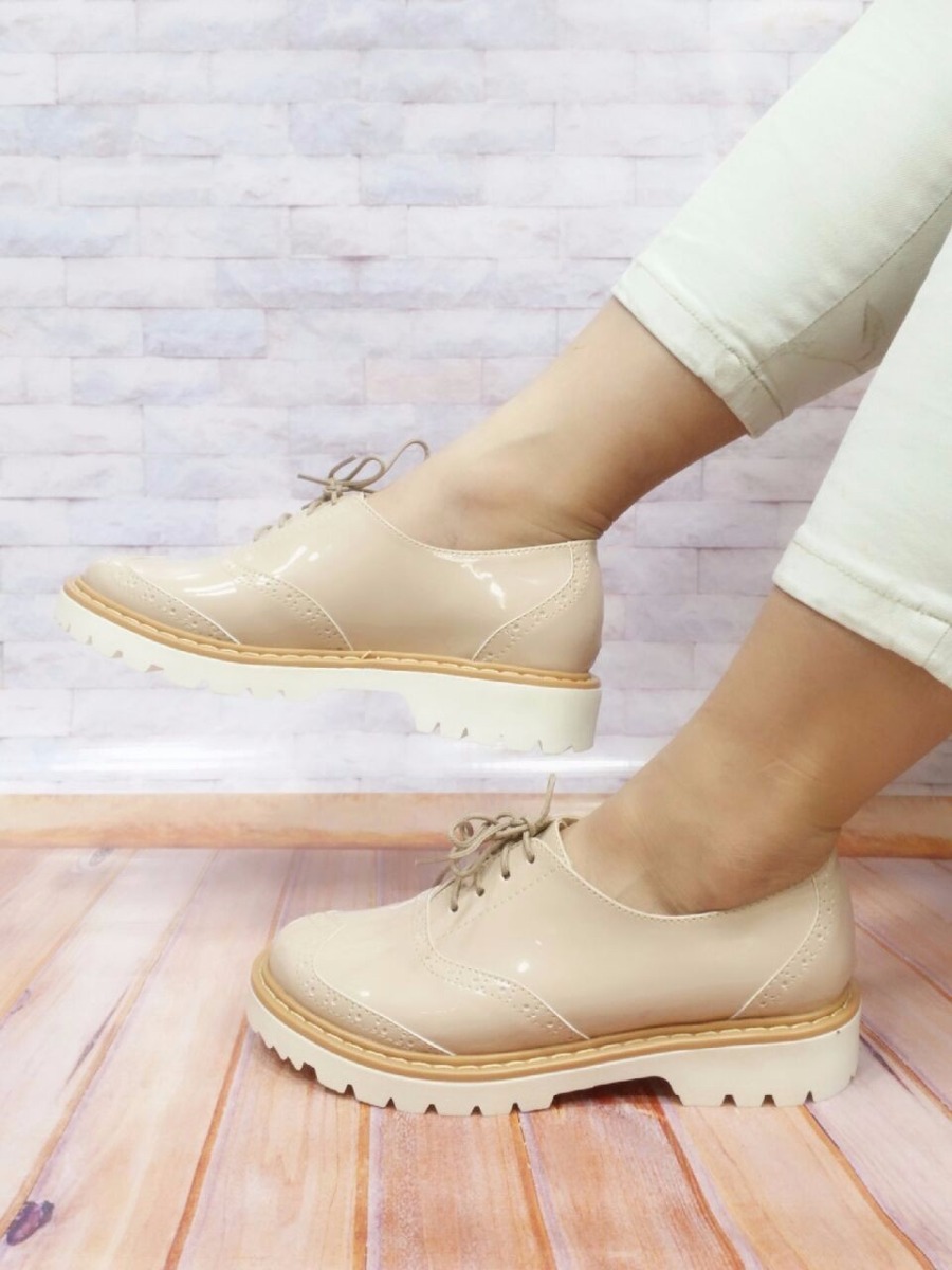 Zapato Mujer Oxford Beige Charol Calzado Colombiano De Moda 62.000 Zapato Mujer Oxford Beige Charol Calzado Colombiano De Moda 62.000